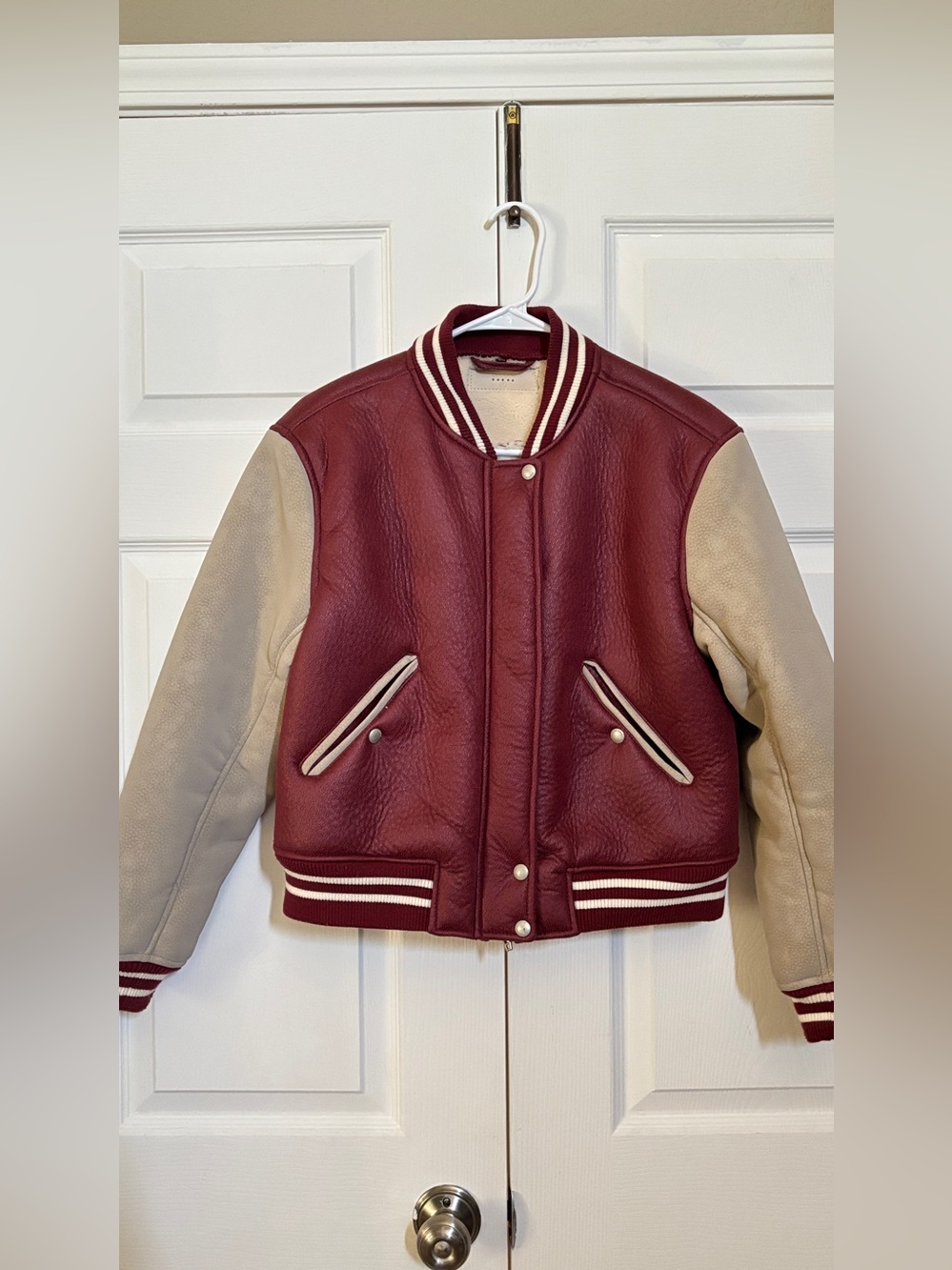 BLANKNYC Women’s S Faux Leather Sherpa Lined Varsity Bomber Jacket Burgundy